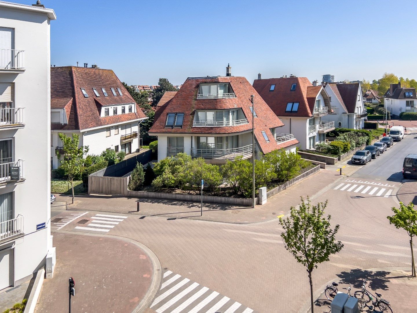 Gerenoveerde studio appartement met slaaphoek op een steenworp van de Zeedijk foto 2