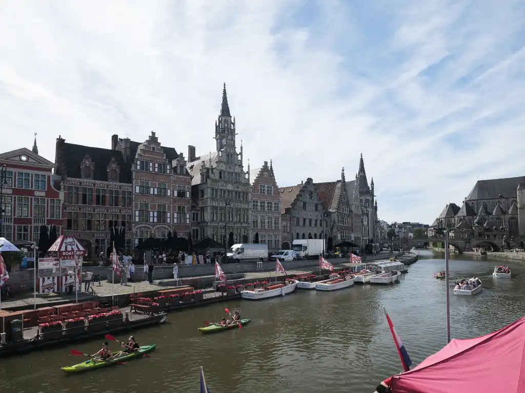 Indrukwekkende dubbelwoning (bvo samen 885 m²) op absolute toplocatie in het centrum foto 23