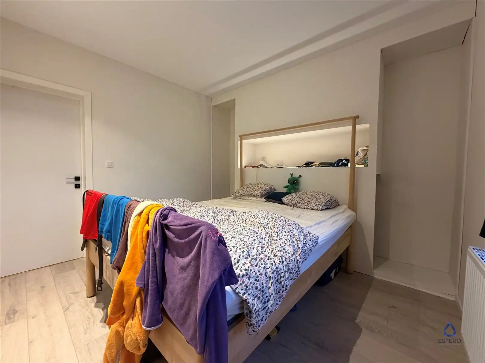 Gerenoveerde gezinswoning met 3 slaapkamers te Zwijnaarde foto 12