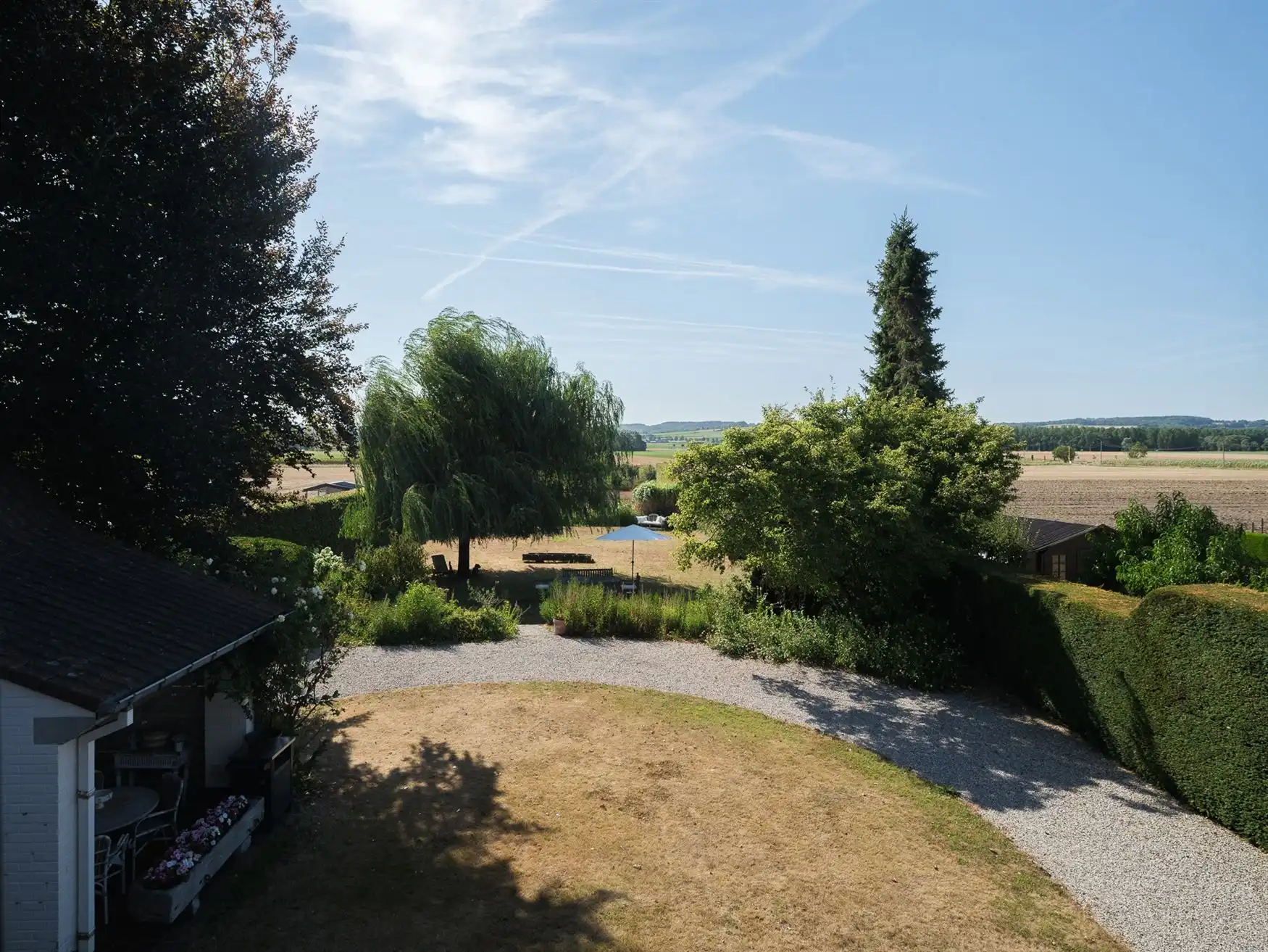Karaktervilla met subliem uitzicht in de Vlaamse Ardennen foto 13