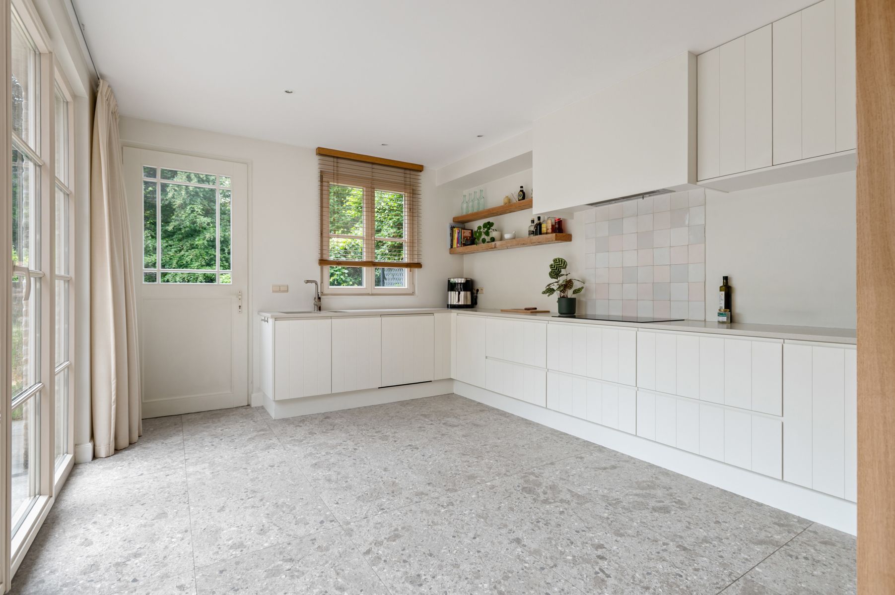 Instapklare energiezuinige woning in pastorijstijl nabij het centrum  foto 10