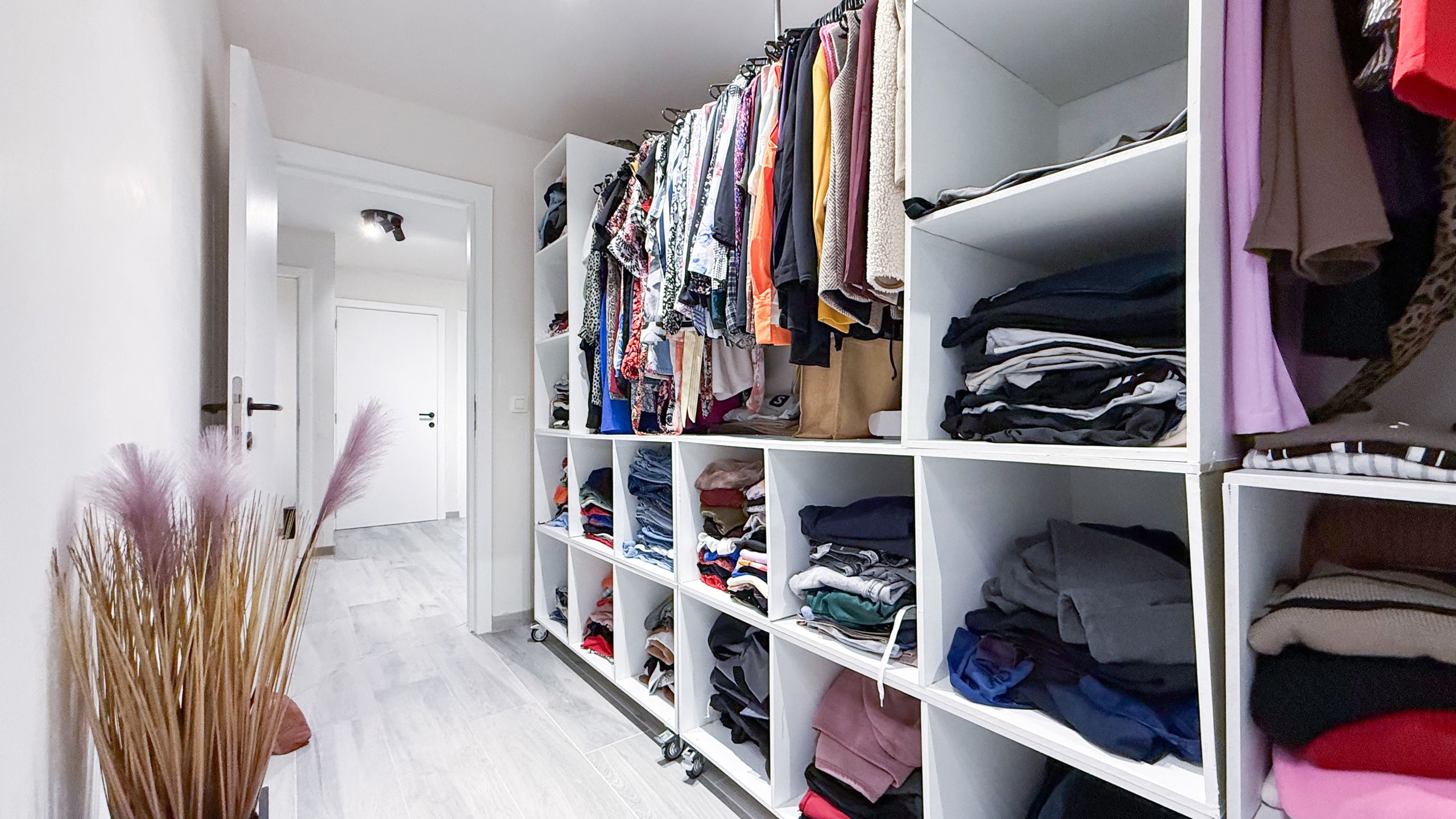 Moderne halfopen bebouwing (3 jaar oud) nabij E313 & E314! foto 30