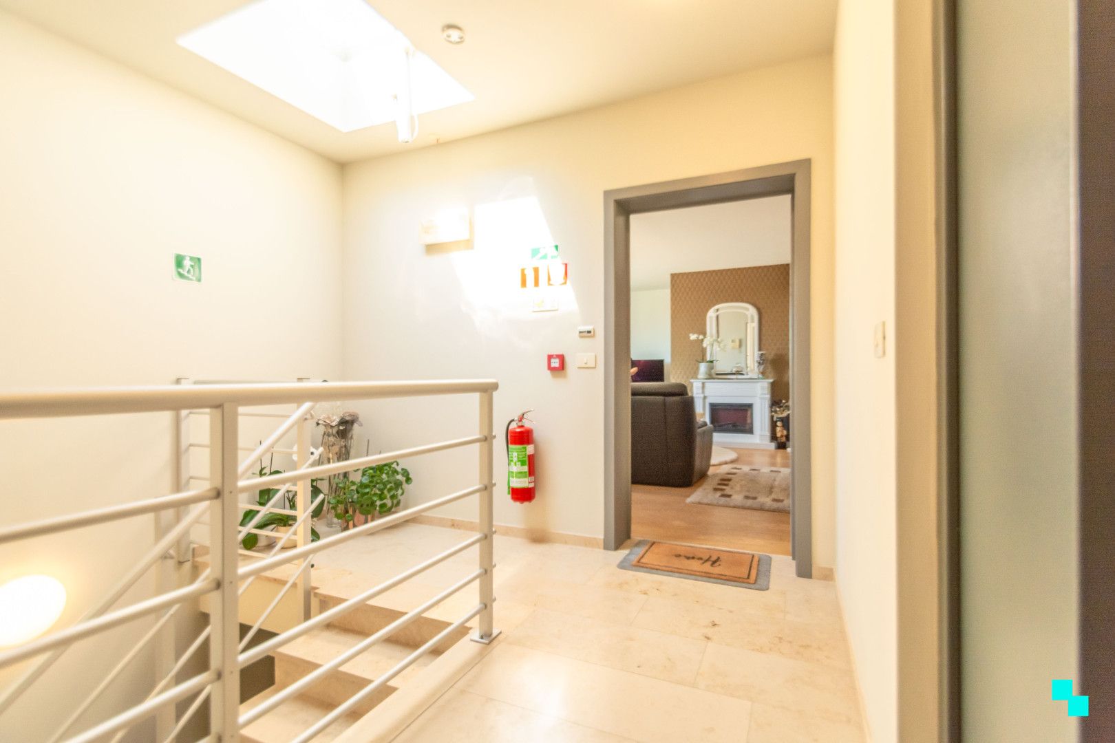 Tweeslaapkamerappartement met ruim terras in het dorp van Merelbeke foto 2