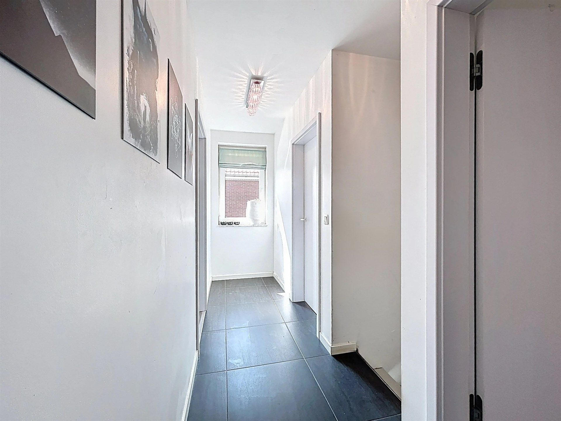 recente energiezuinige  half-open bebouwing met 3 slaapkamers en gezellige tuin! foto 14