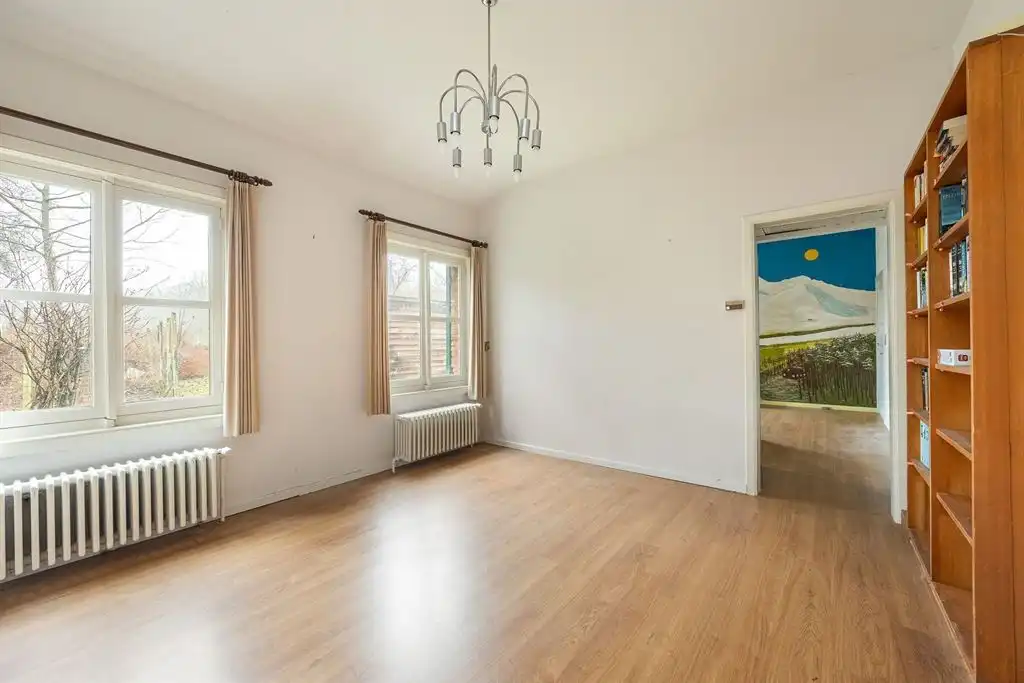 Langgevelhoeve op ca. 5 ha. vlak bij het dorp van Schilde, inclusief enkele bouwgronden. foto 25