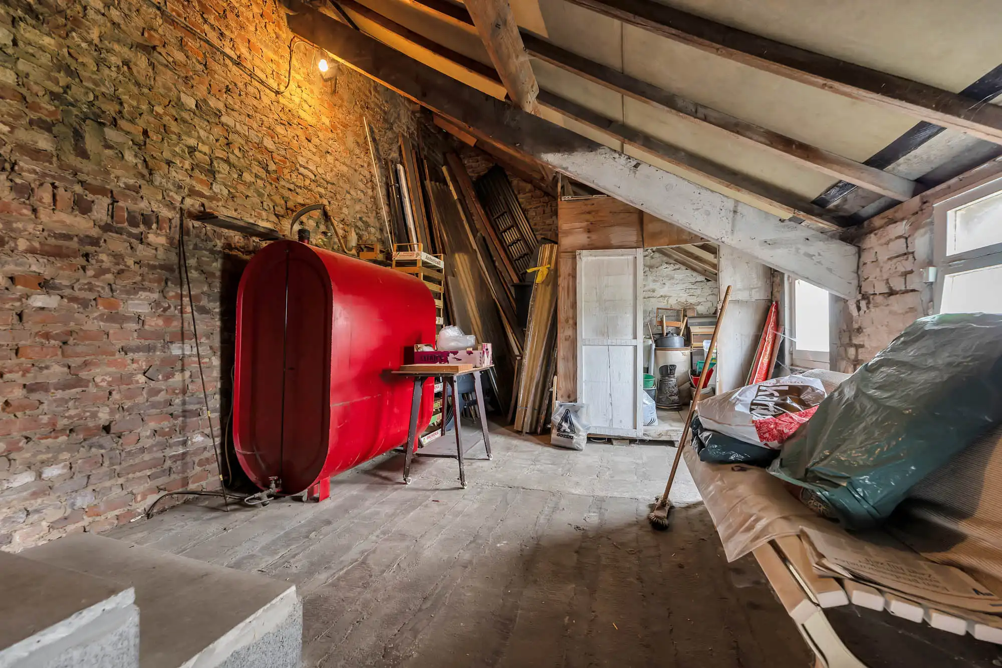 Te renoveren HOB met uitbreidingsmogelijkheden foto 13