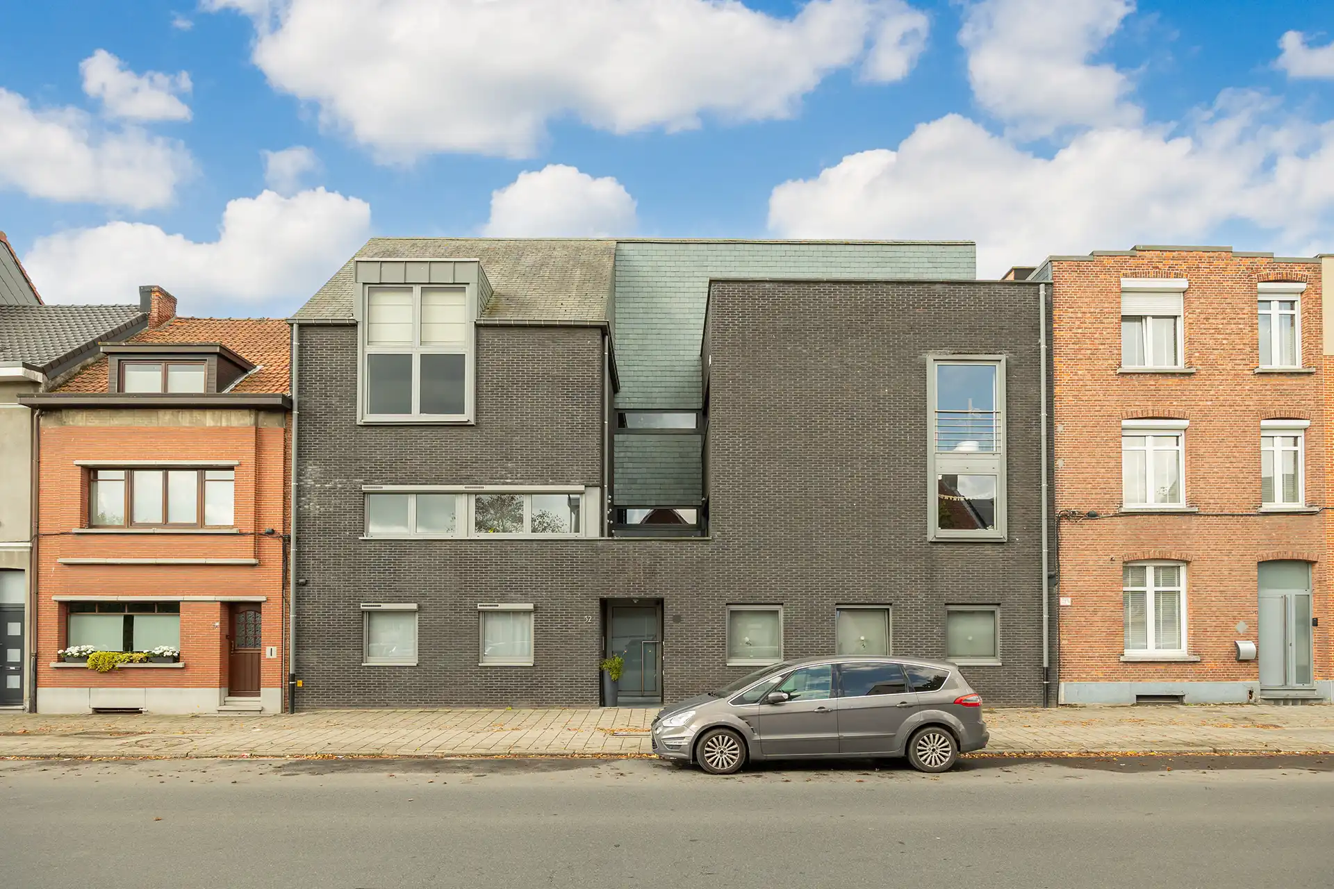 Duplexapp. met terras,  2slp + garagebox te huur in Merksem foto 16