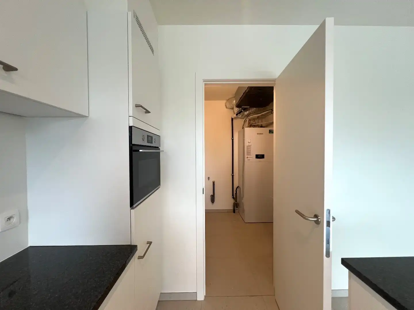 Luxe nieuwbouw appartement, 68m², 2 terrassen, 1 slpk, op toplocatie foto 6