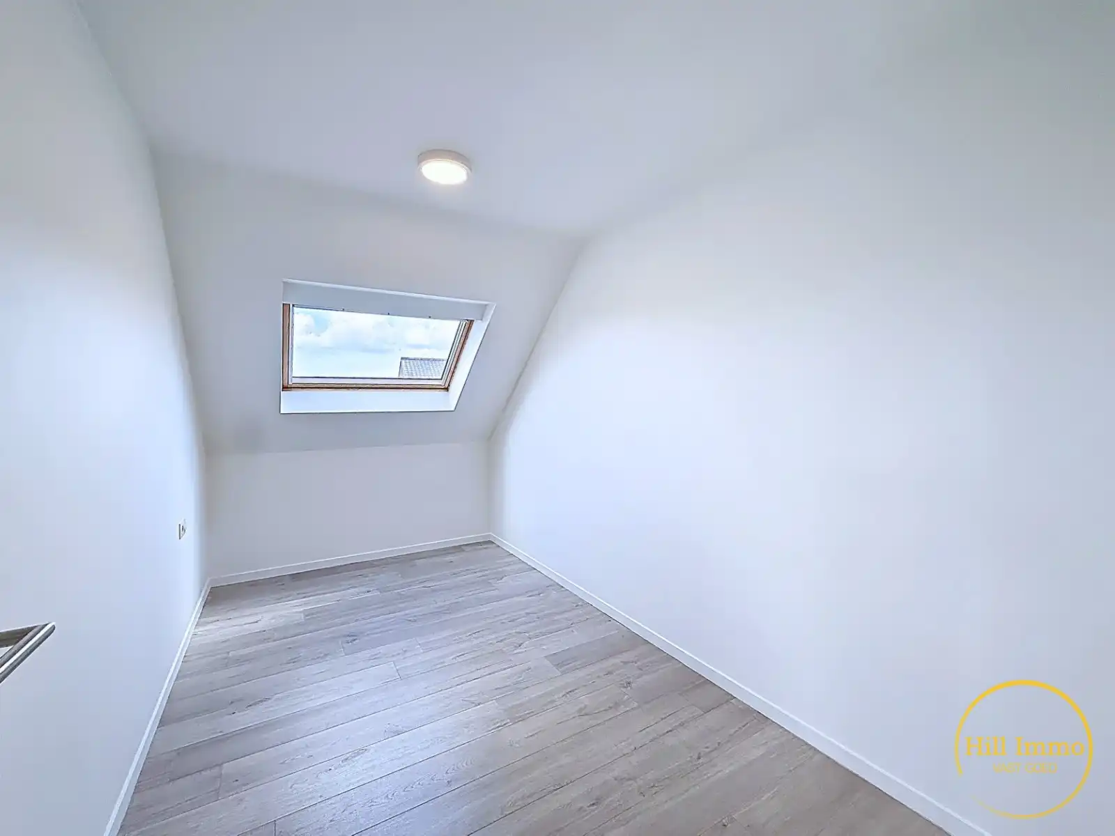 Woning te Dikkebus met garage en 3 slaapkamers foto 8