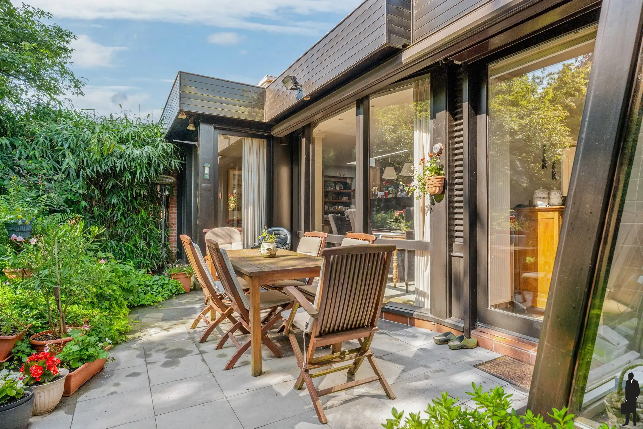 Karaktervolle HOB met prachtige tuin op absolute toplocatie foto 16