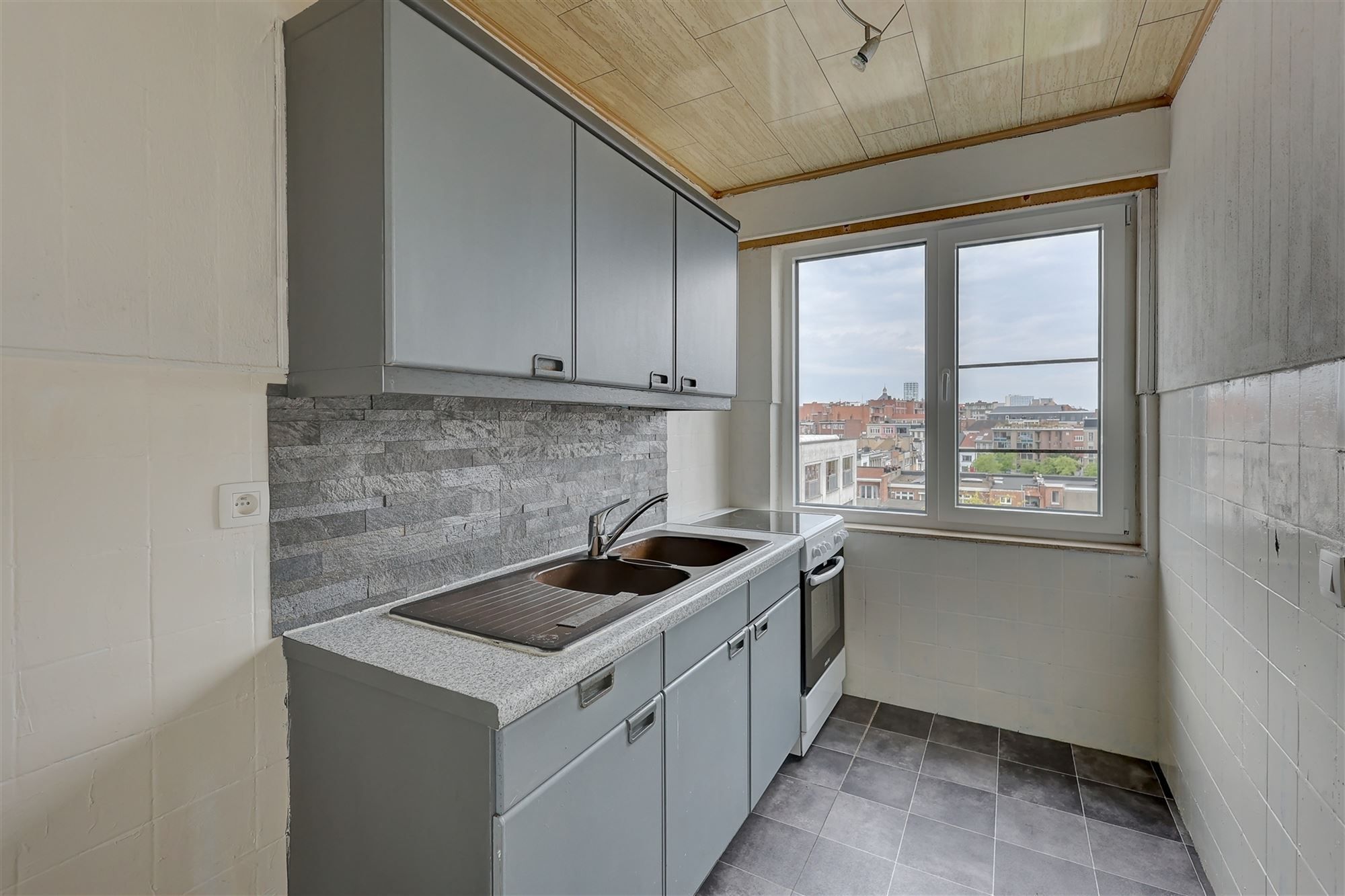 Studio met aparte slaaphoek in Borgerhout - verhuurd 5,8% netto rendement foto 6
