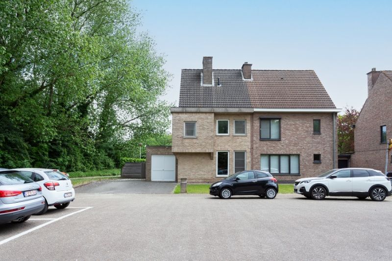 Prachtige HOB, zee van ruimte en licht, toplocatie! foto {{pictureIndex}}