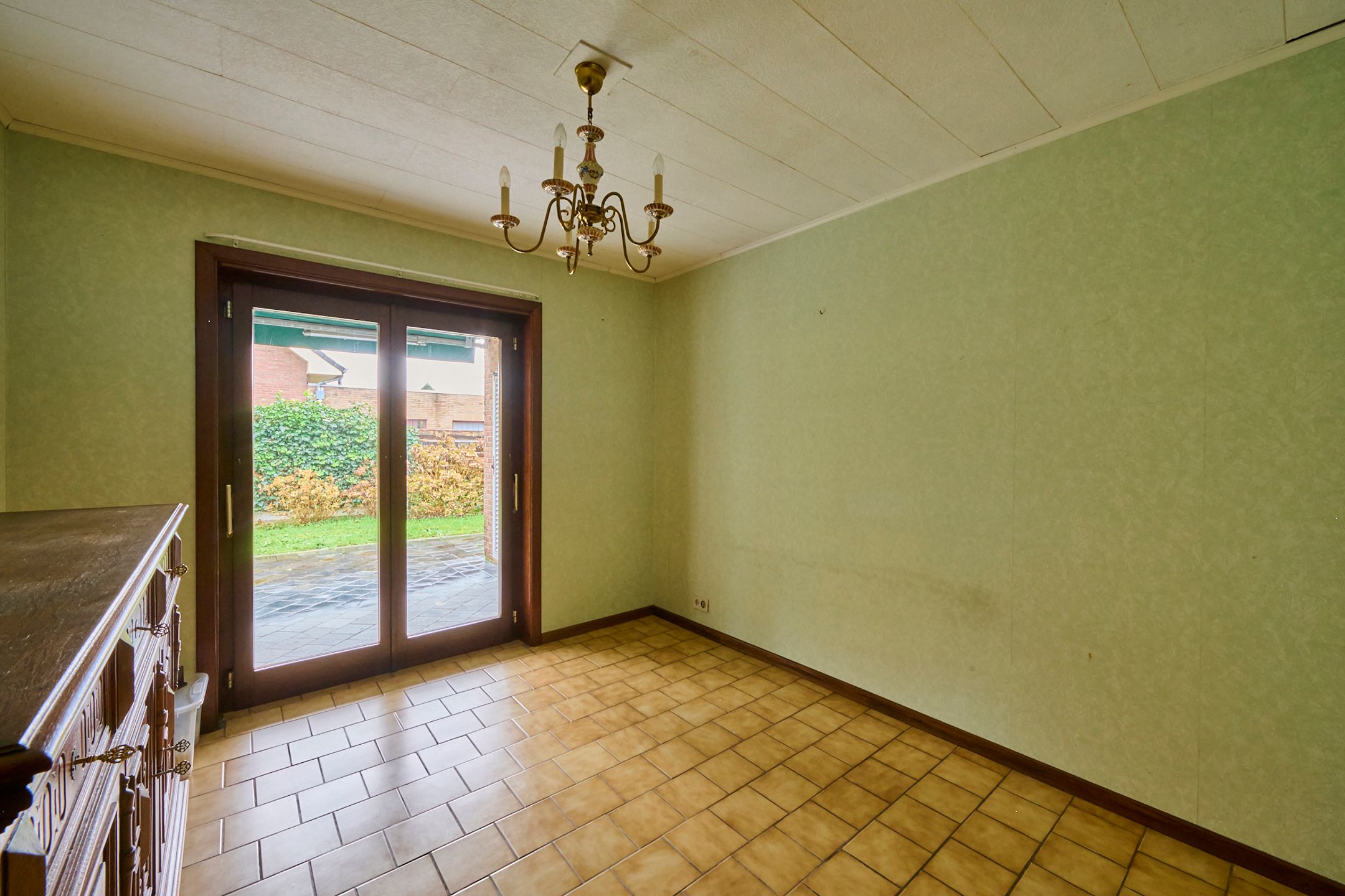 Zeer ruime gezinswoning + bovenliggend appartement foto 12
