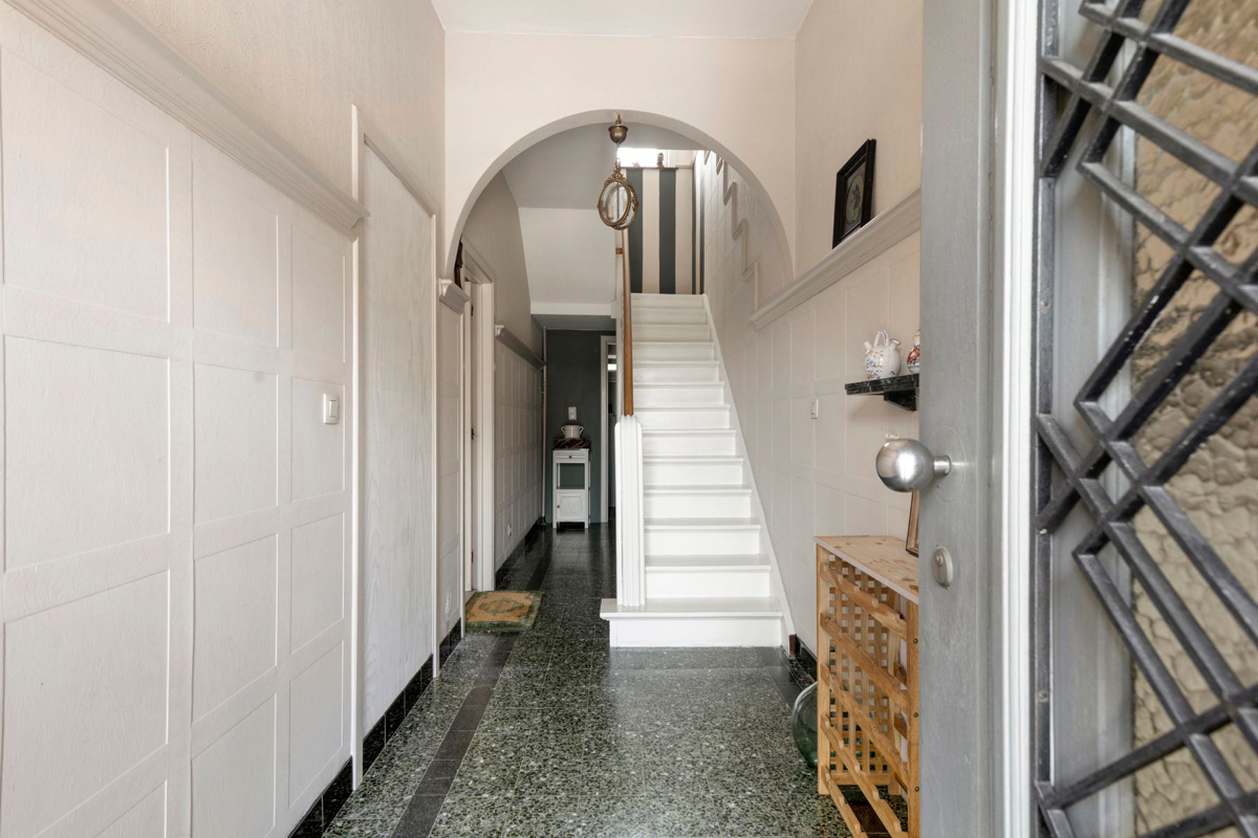 Gunstig gelegen woning met 3 slaapkamers en tuin foto 3