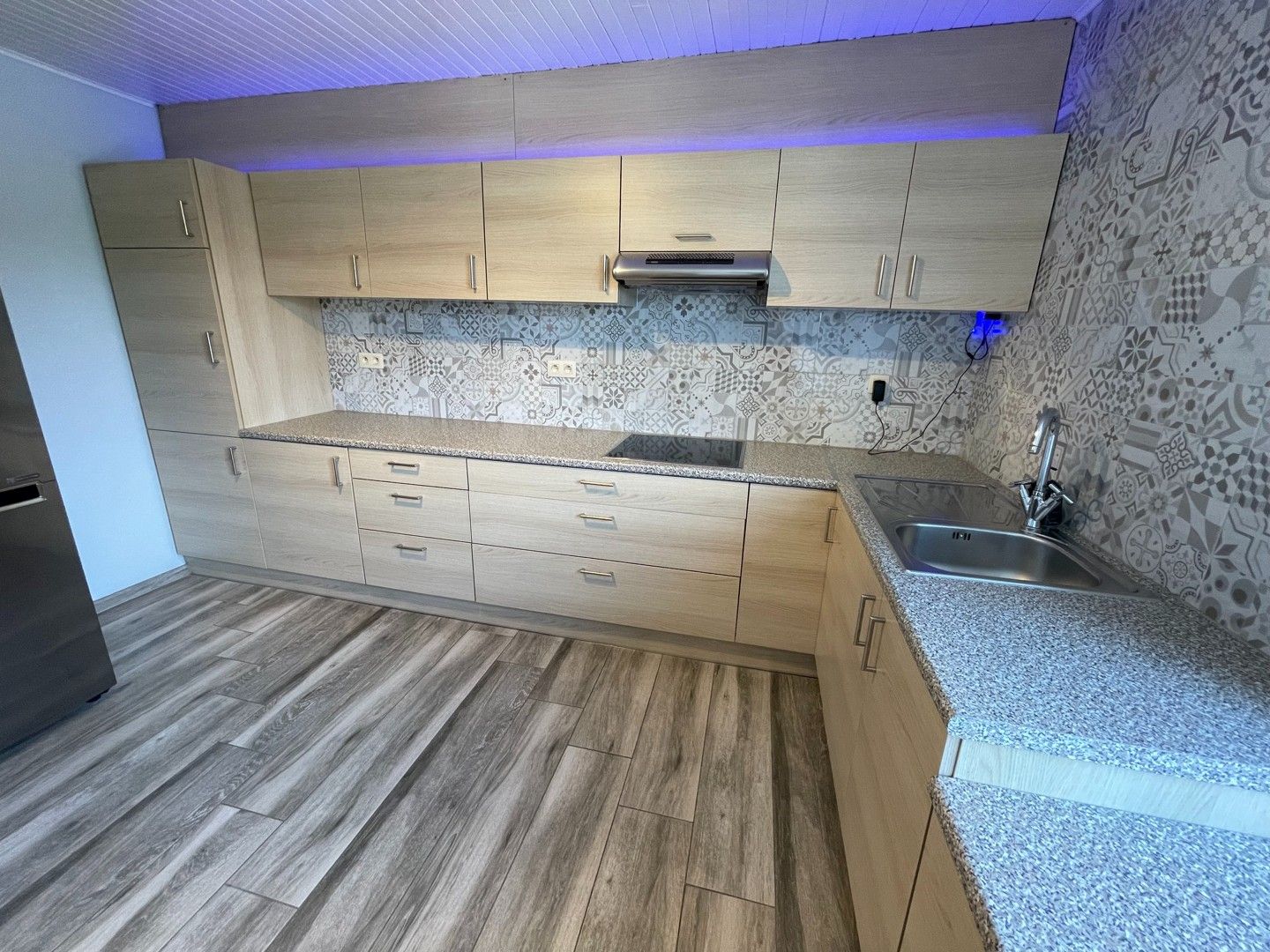 Mooi instapklaar appartement met 3 slaapkamers, ruim terras en tuintje gelegen in Waltwilder. foto 7