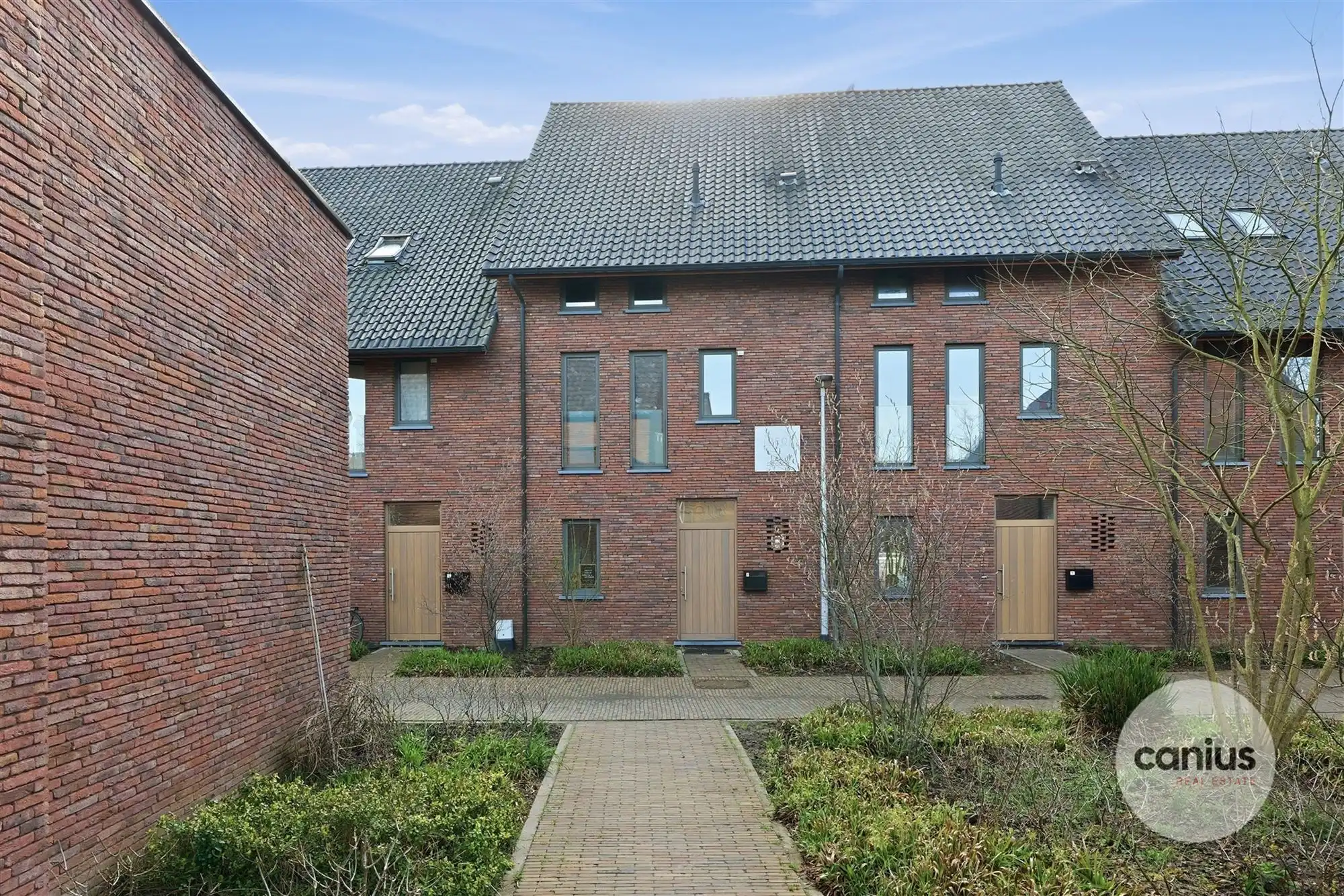 WONING MET LIFT NABIJ HET CENTRUM foto 2