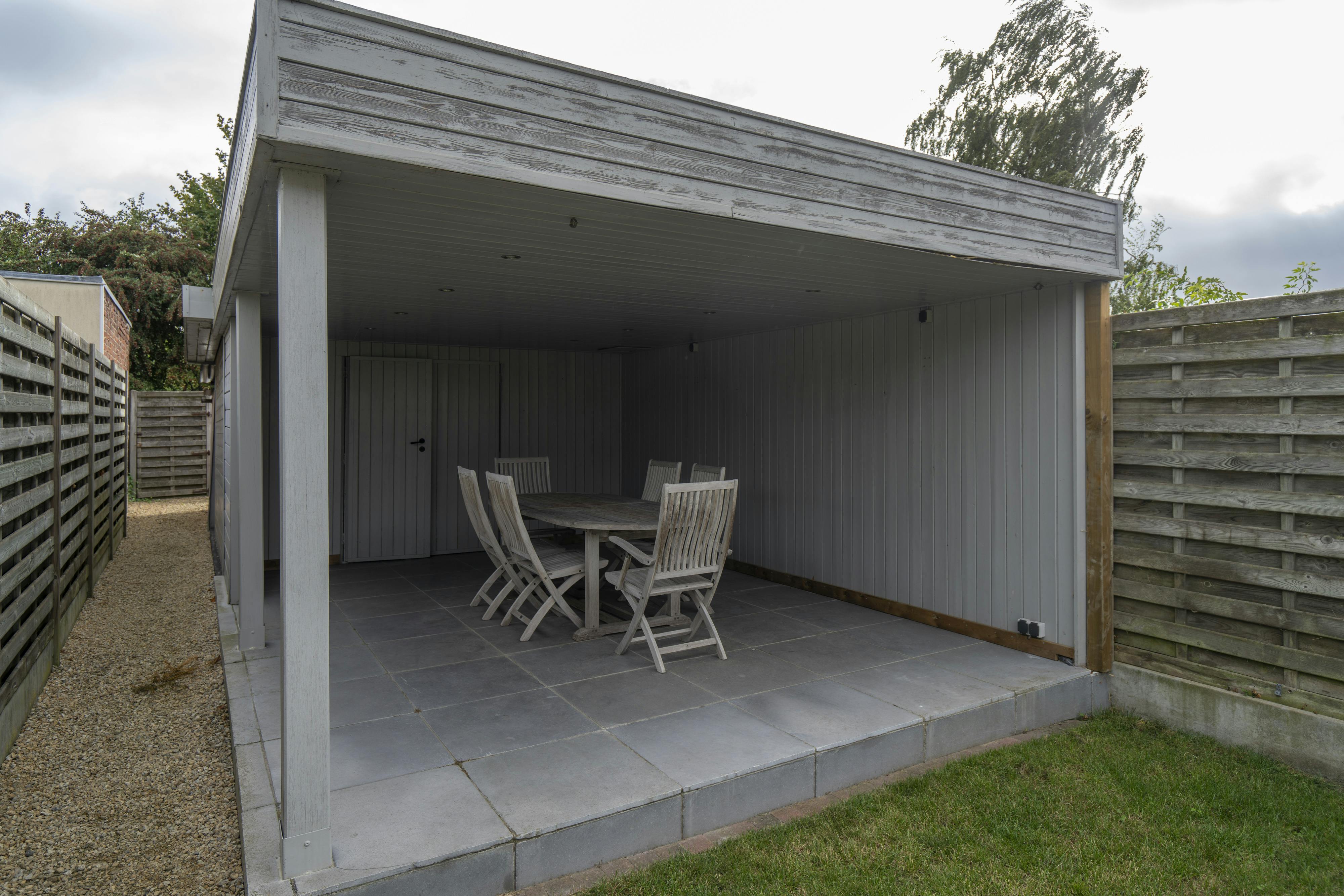 Leuke instapklare bel-etage woning te koop in Wevelgem! foto 23