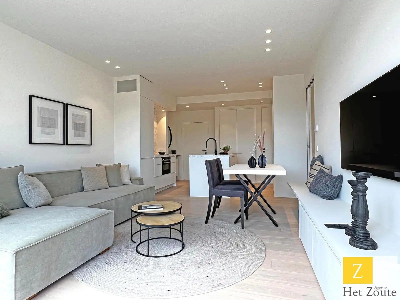 Prachtig gerenoveerd appartement gelegen op de Zeedijk foto 4