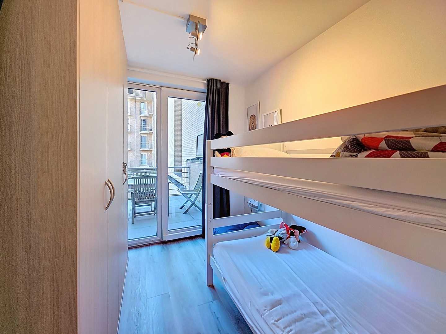 Instapklaar appartement type doorloper met 2 terrassen te Nieuwpoort-Bad. foto 9