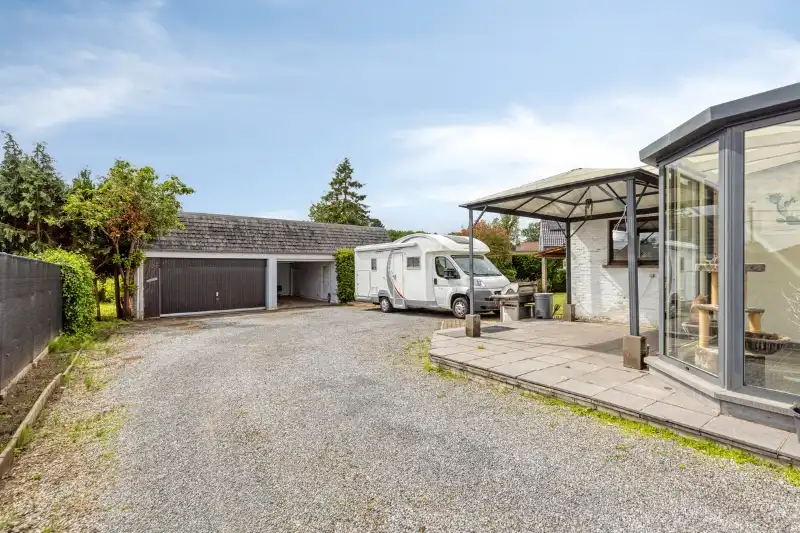 Instapklare woning met 4 slaapkamers in het rustige groene Baal foto 22