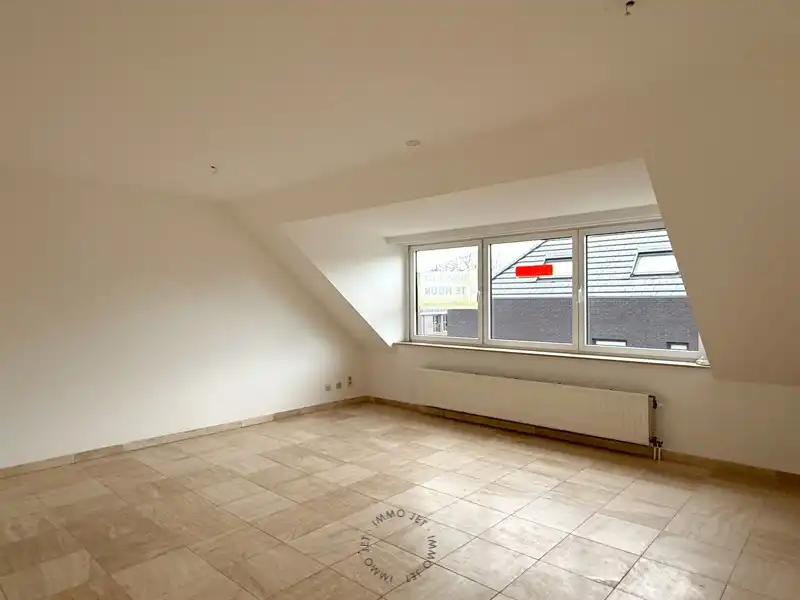 Dakappartement te huur in hartje Beveren foto 3