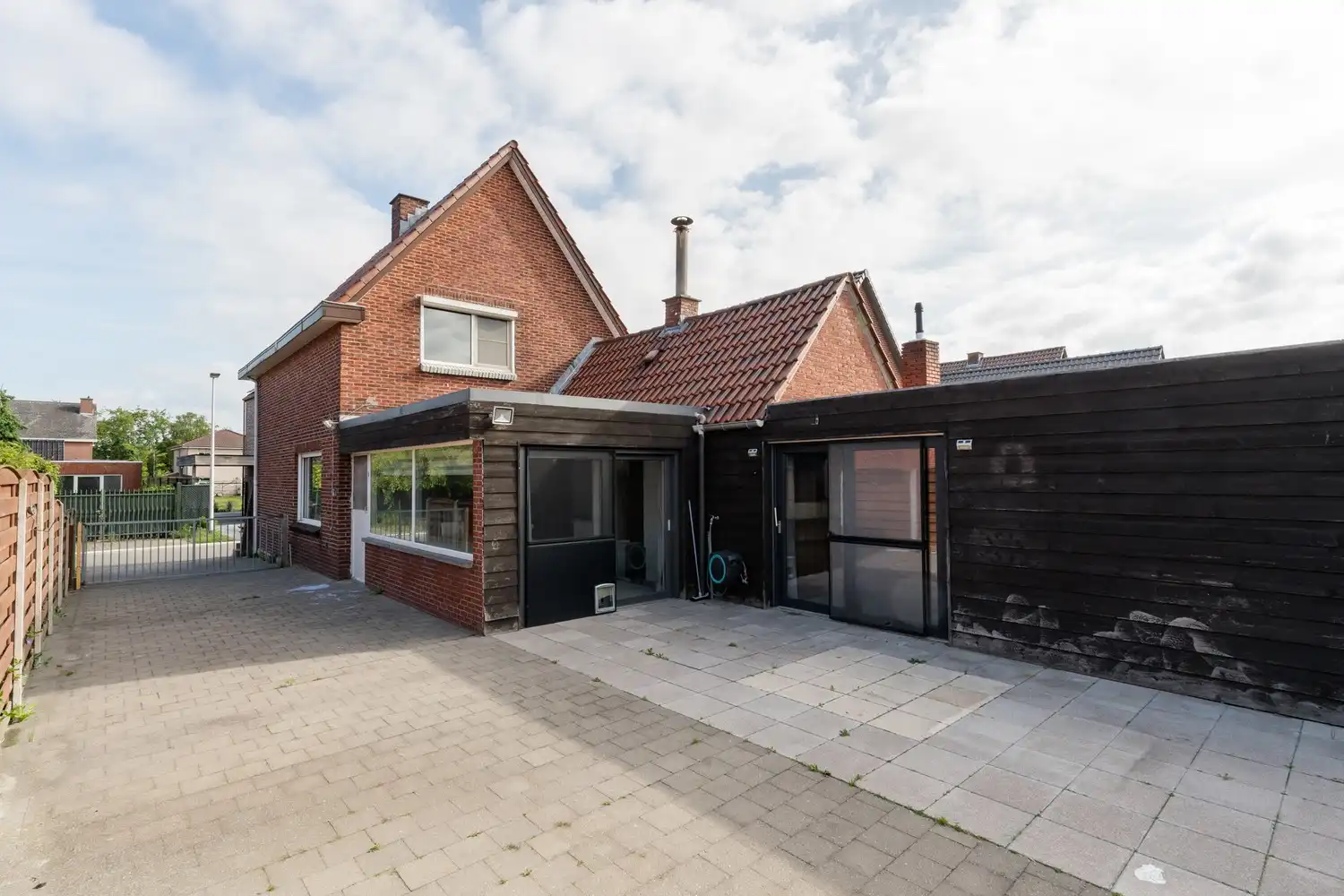 Leuke op te frissen woning 3 SLK woning in een doodlopende straat! foto 29