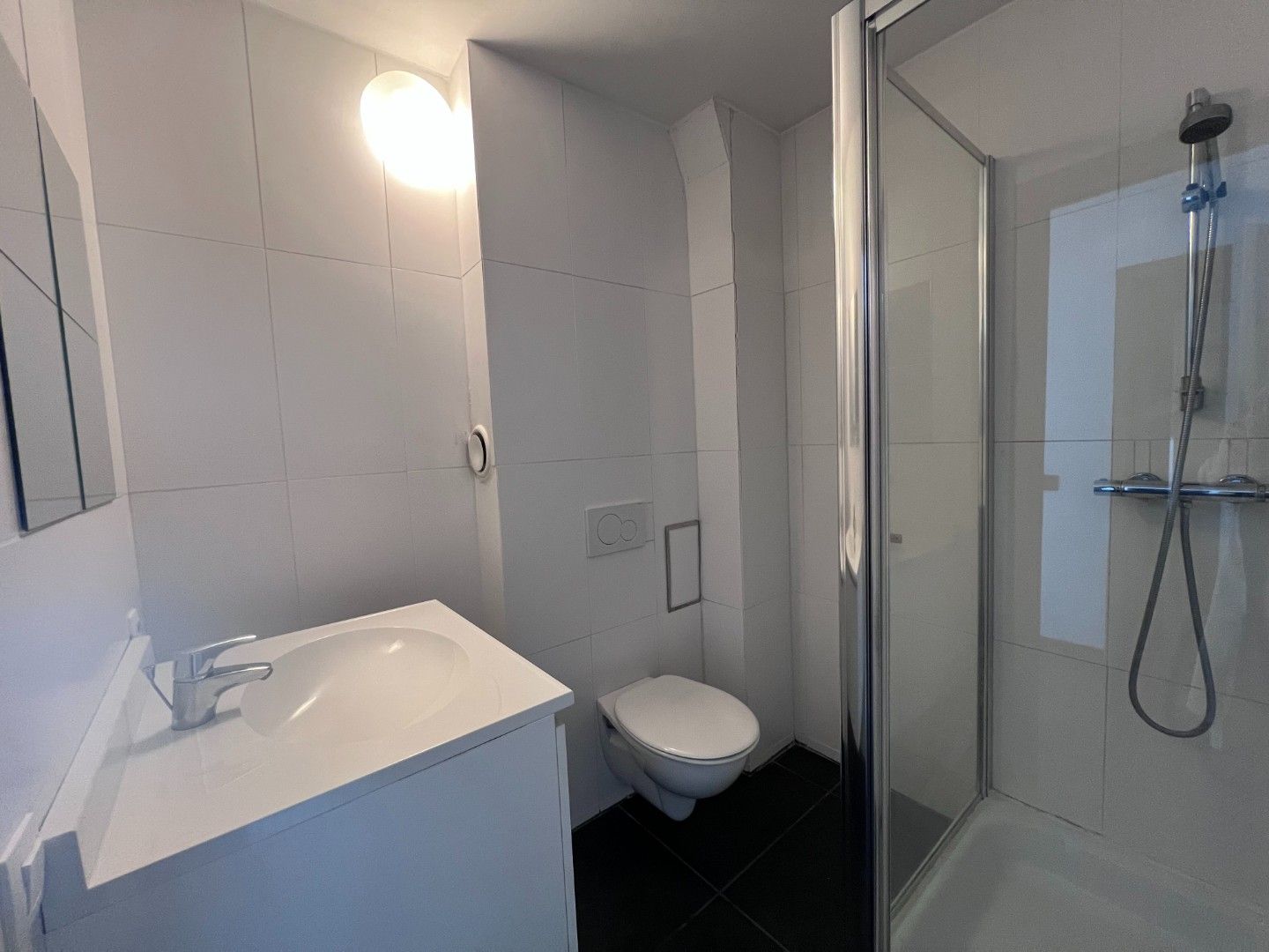 Lichtrijk 1-slaapkamer appartement in Moerbeke foto 8