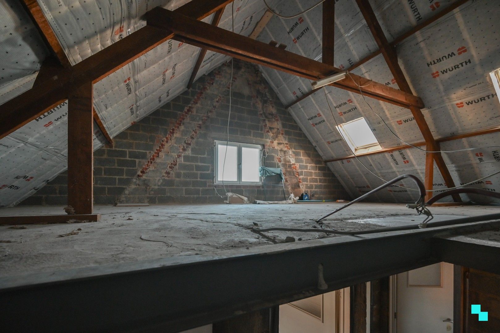 Eéngezinswoning met drie slaapkamers en garage te Izegem foto 26
