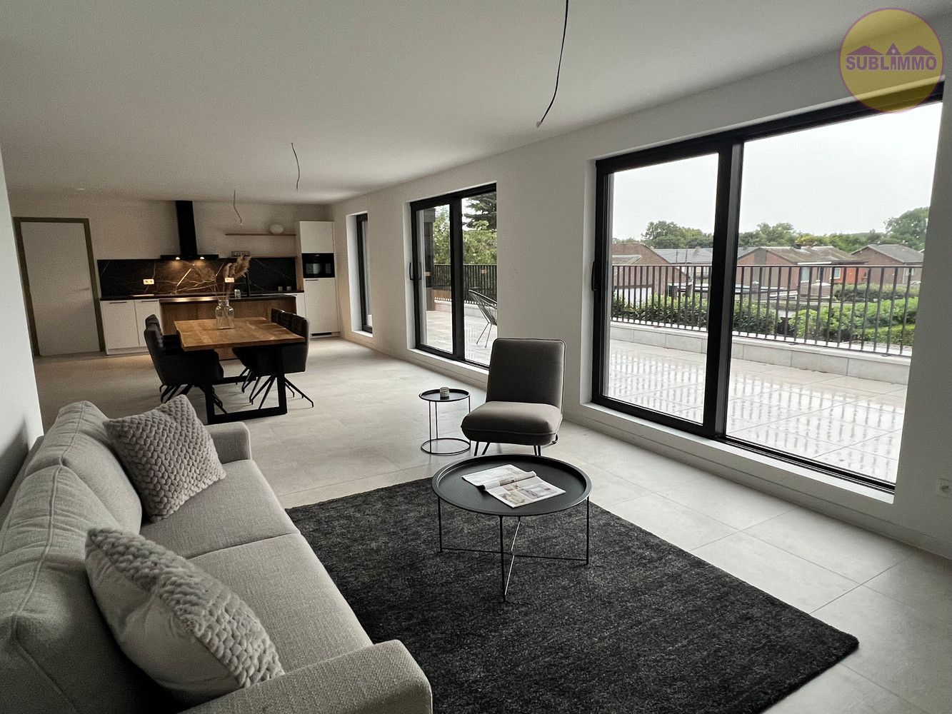 Nieuwbouwappartement op de tweede verdieping (152,90 m²) met 3 slaapkamers en ruim terras. foto 2