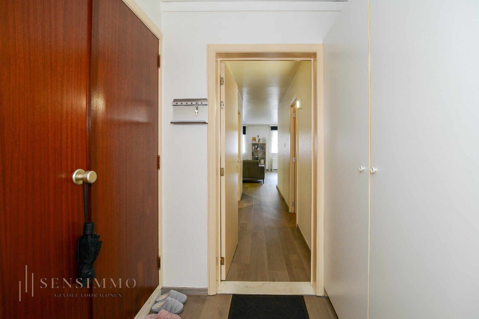 Twee eenheden bestaande uit appartement met duplex handelspand te centrum Genk! foto 5