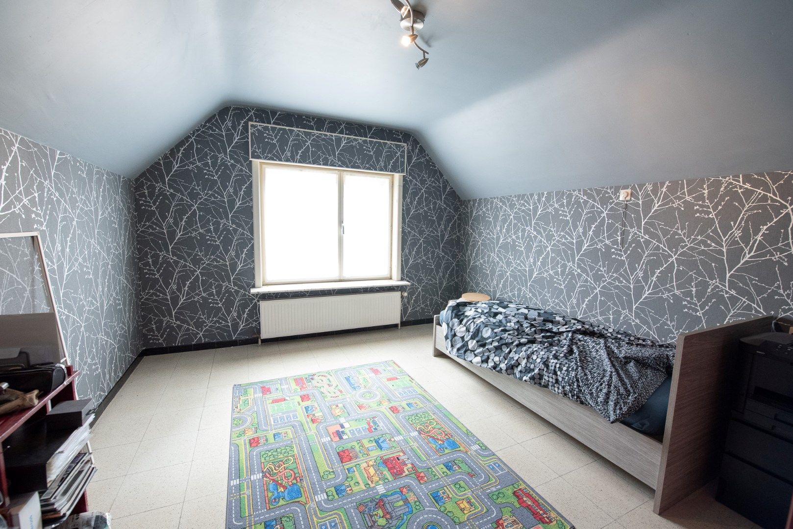 Ruime gezinswoning TE KOOP  op 1307 m² met uitstekende ligging en groot potentieel. foto 10