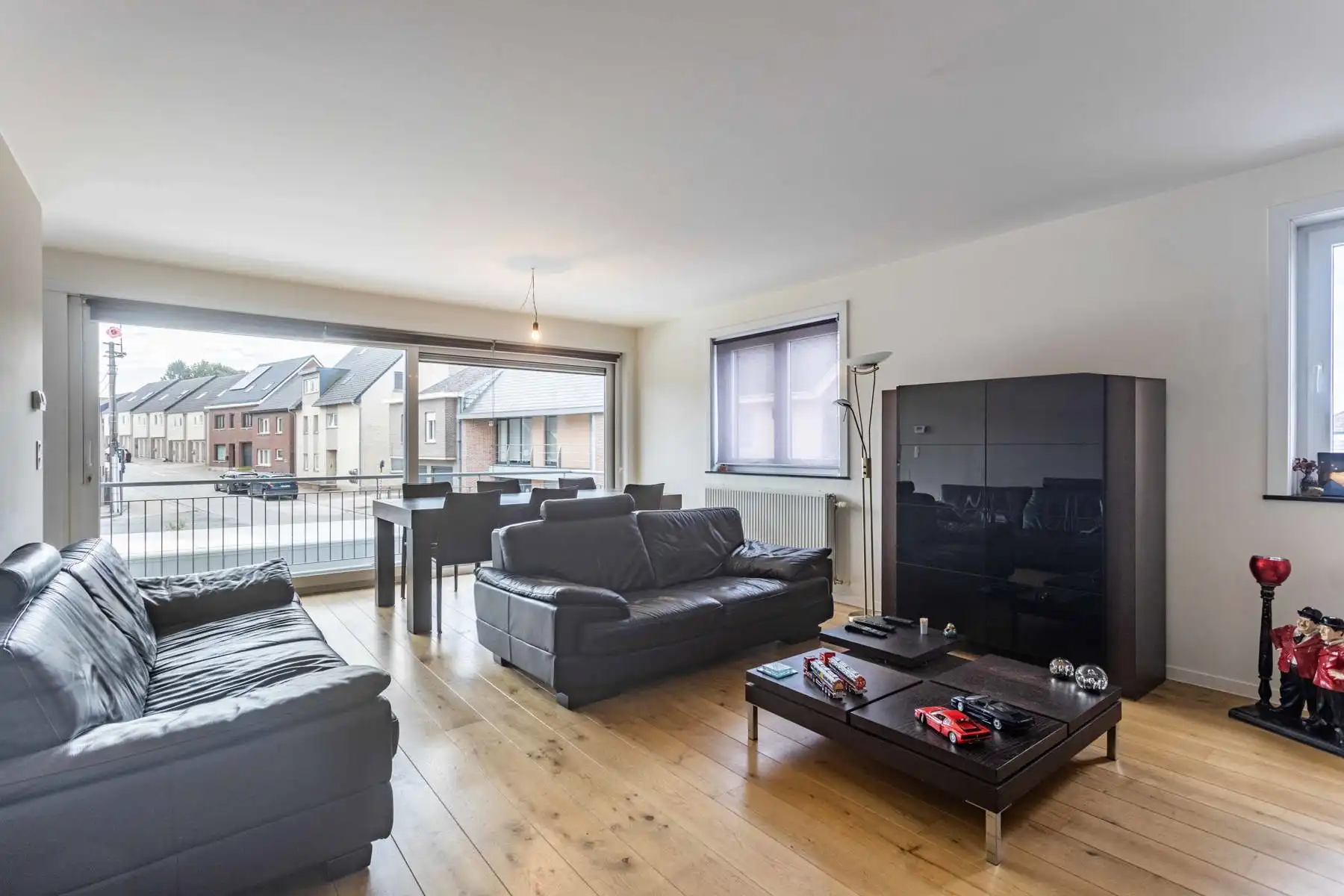 Mooi appartement met terras en garage ! foto 3