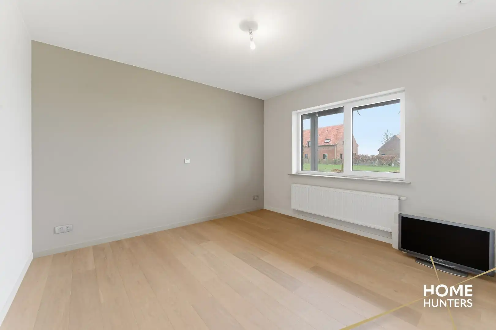 Villa met loods op royaal perceel op rustige ligging te Wijtschate! foto 6