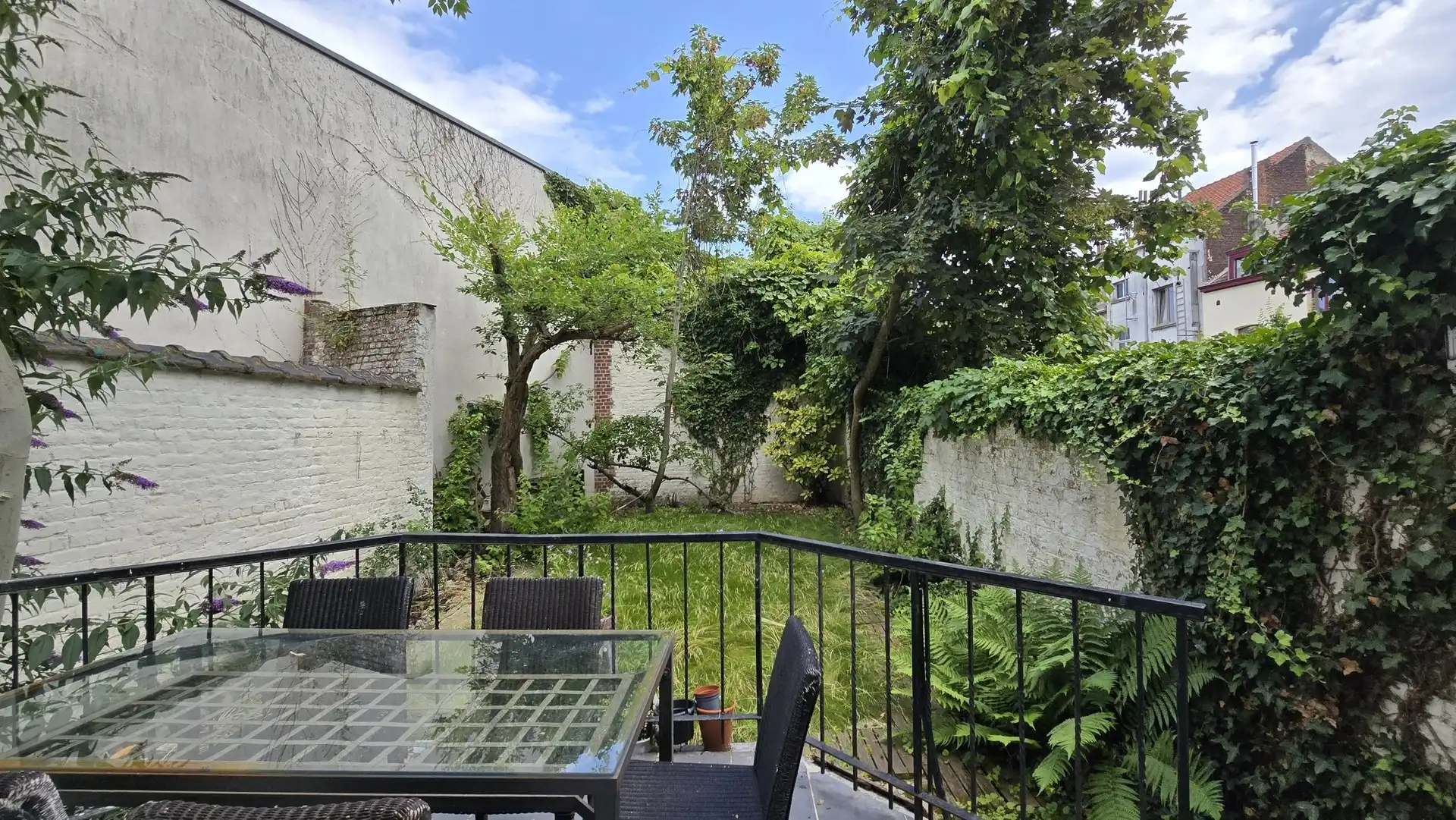 Prachtig neoclassicistisch appartement met stadstuin te huur in Elsene foto 19