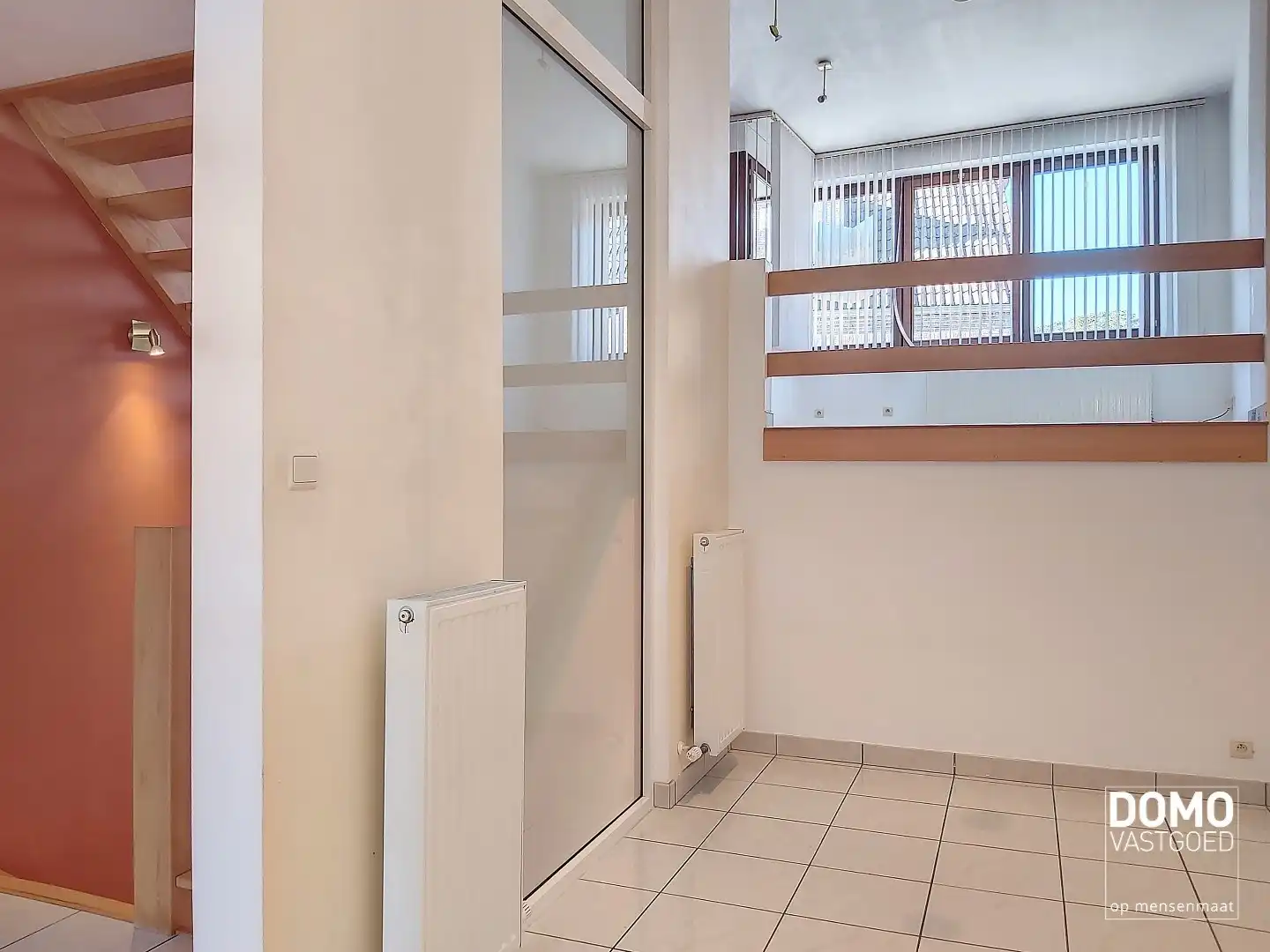 Woning met tuin, garage en 2 slaapkamers op wandelafstand van het centrum van Hasselt foto 4