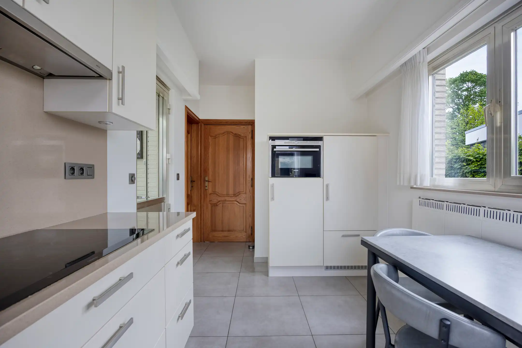Ideale gezinswoning met 3 slaapkamers en dubbele garage foto 15