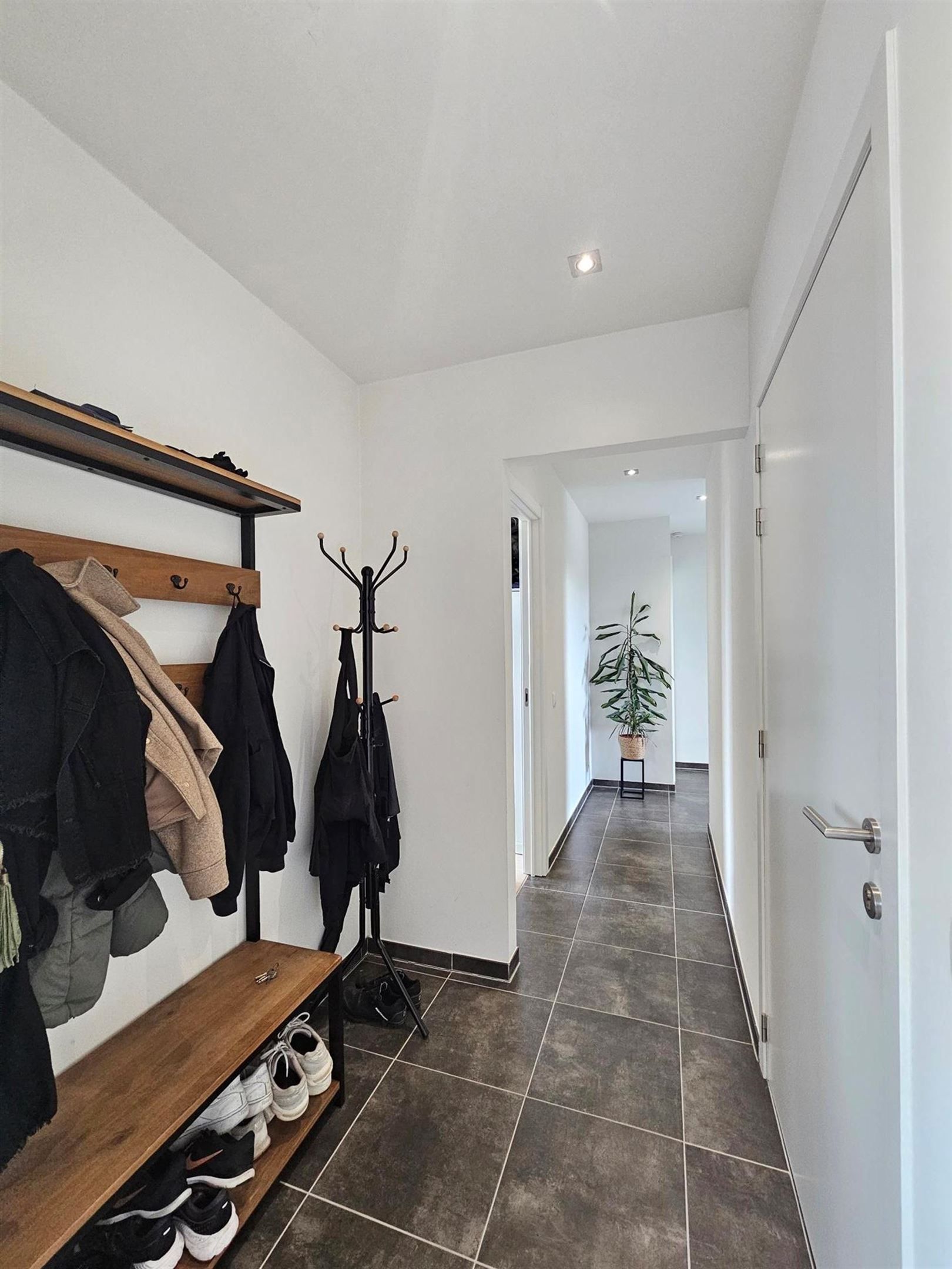 Dakappartement met groot terras op centrale ligging. foto 7