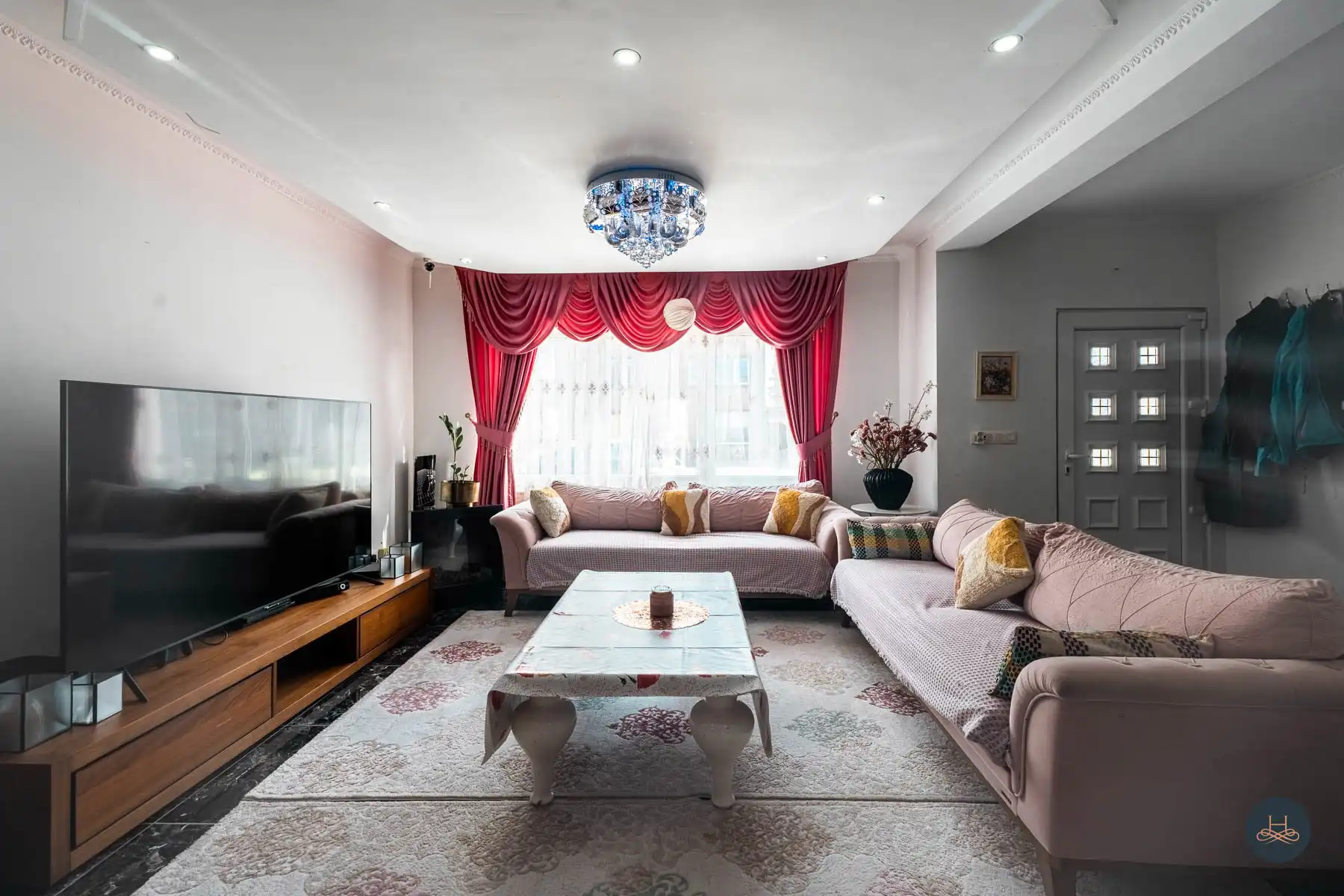 Comfortabele ruime gezinswoning met strategische ligging foto 2