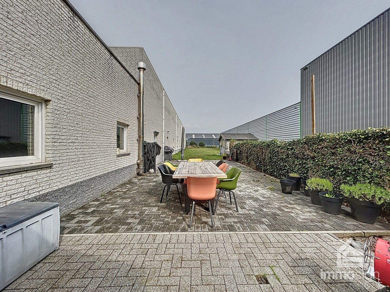 Handelspand met magazijn, kantoorruimte en instapklare woning te Lommel foto 43