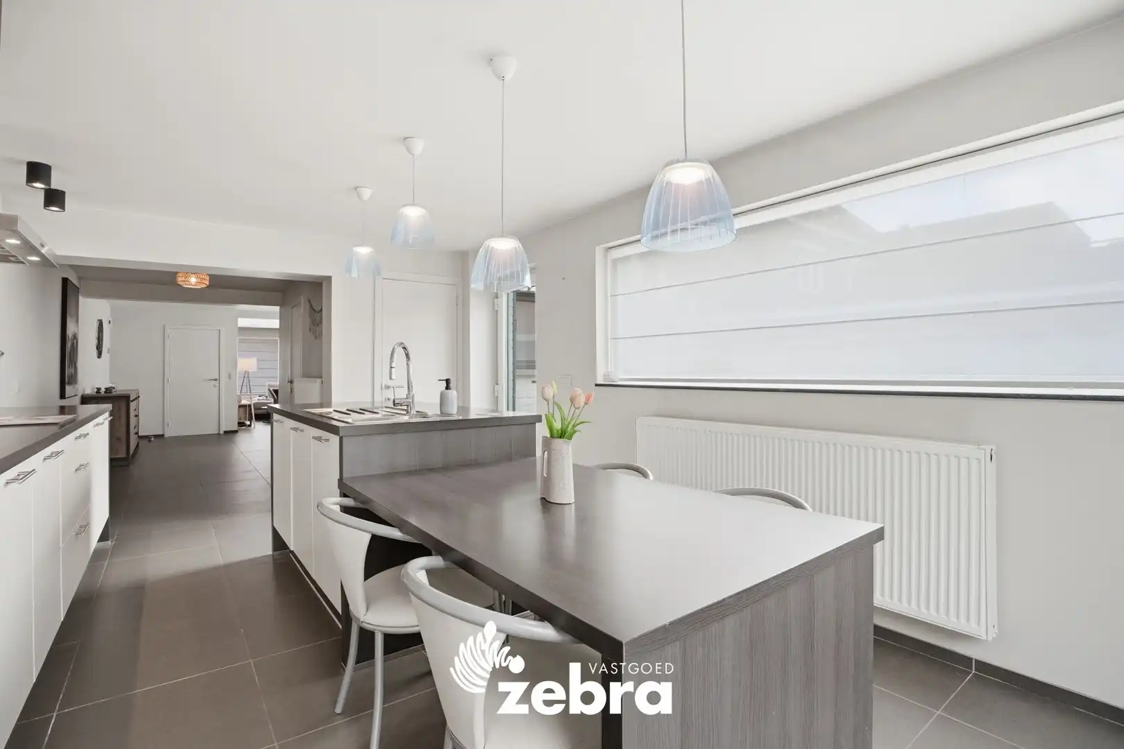 Instapklare woning met 4 slaapkamers nabij centrum Meulebeke! foto 8