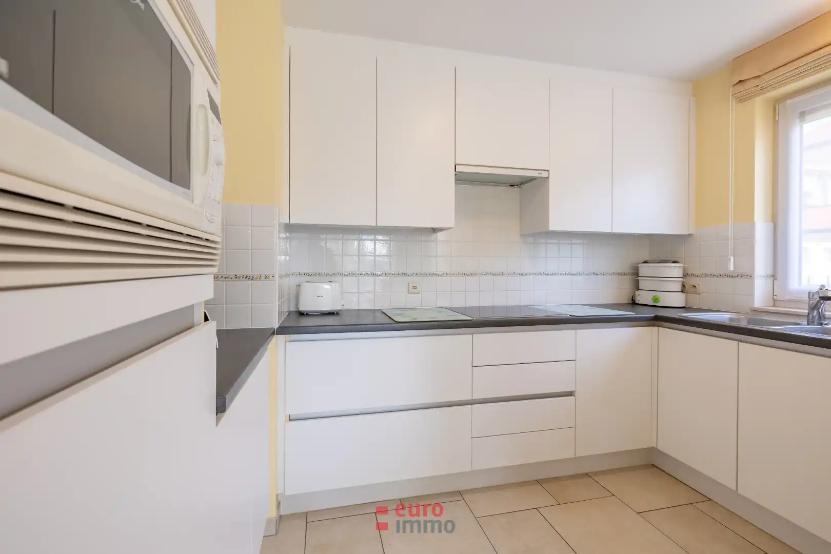 Zeer lichtrijk appartement in het groen van de Simli wijk! foto 8