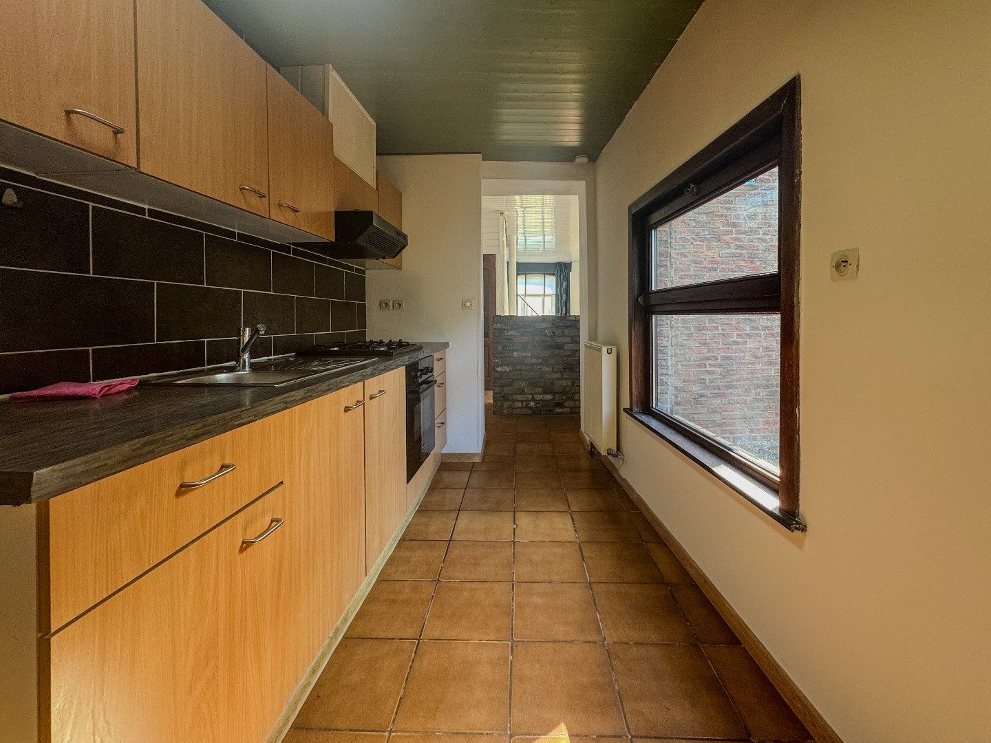 Hoekwoning met 2 slaapkamers en koertje. foto 8