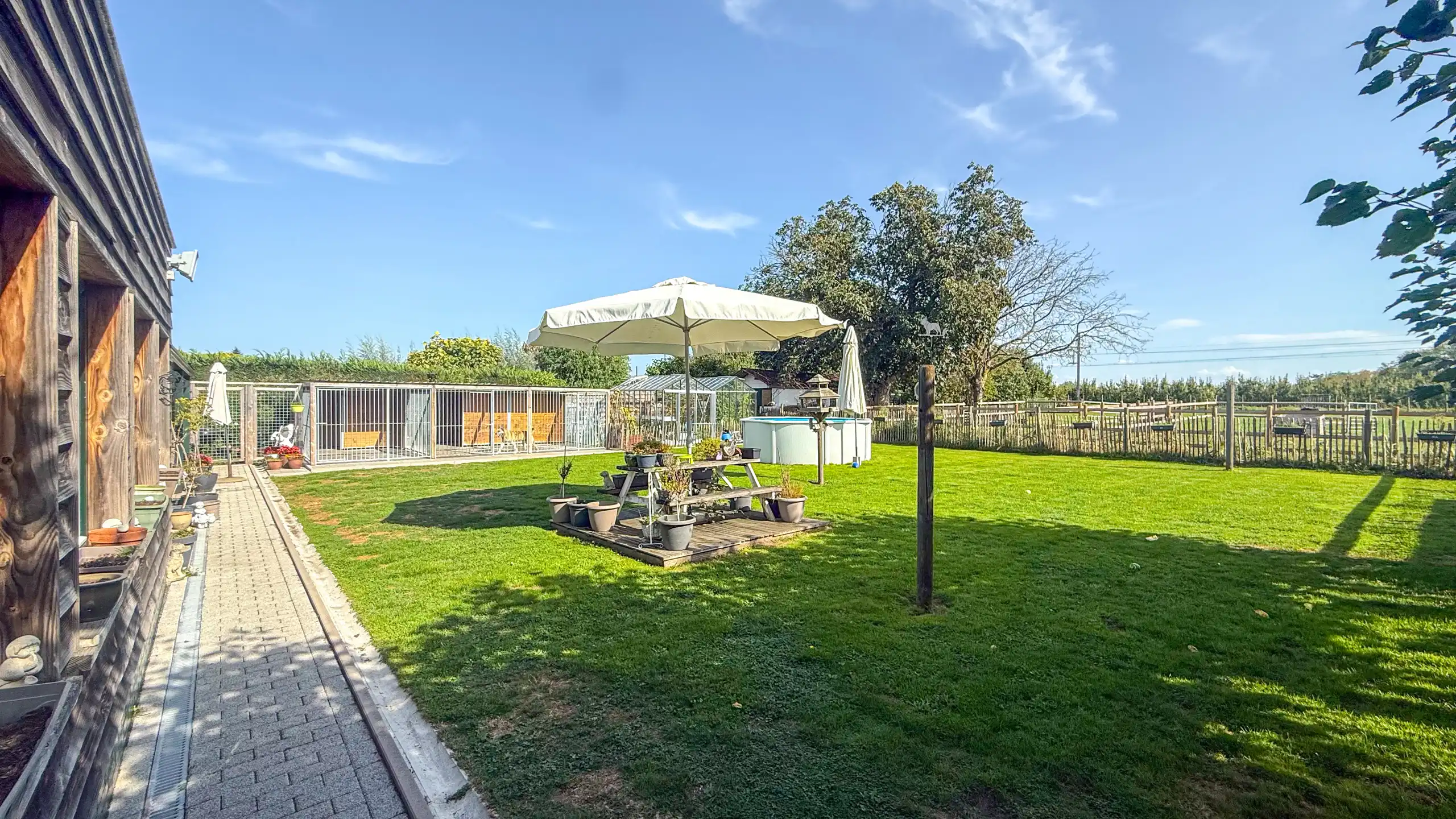 Landelijke woning met 6 slpks op perceel van 36a 70ca! foto 59