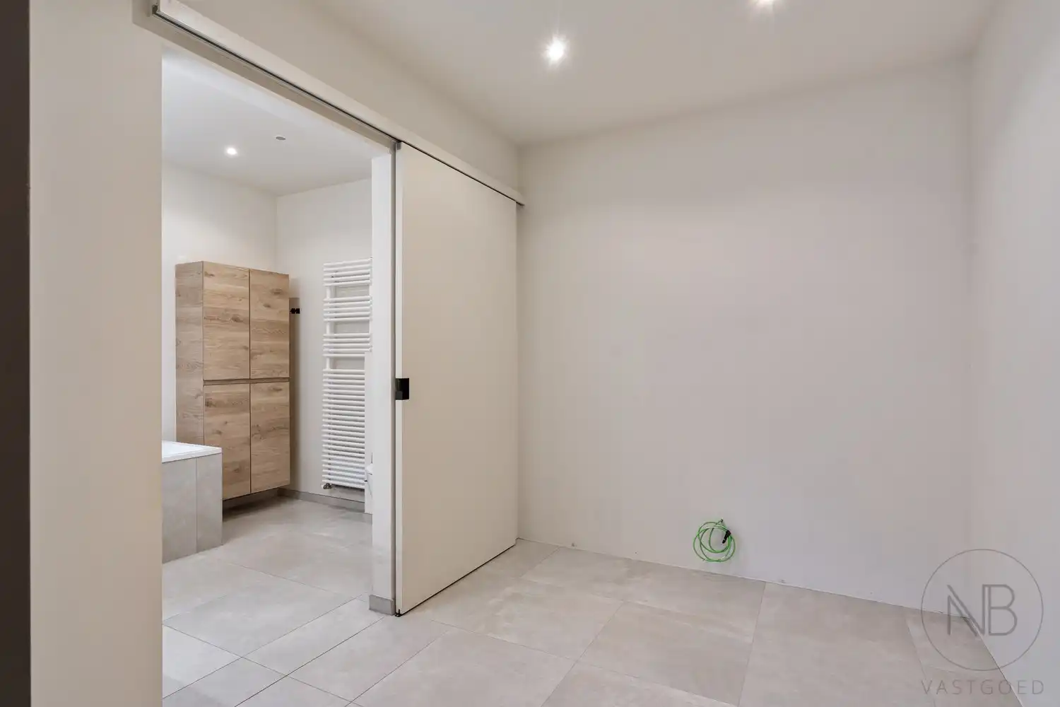 Moderne gelijkvloerse woning in Zonhoven op een perceel van 10a 91ca foto 21