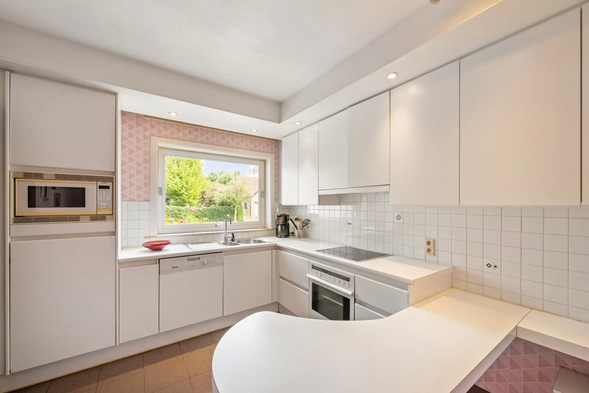 Uniek aanbod: Woning vlakbij de Leie te Drongen  foto 11