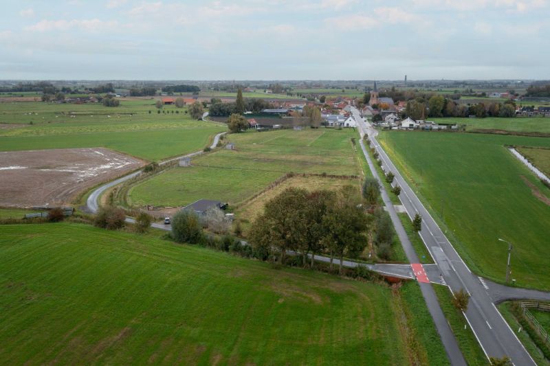 Groot-Diksmuide. Nieuwkapelle. Diverse weilanden van 2ha met instapklare stalling en voorzien van speciale afsluitingen foto 6