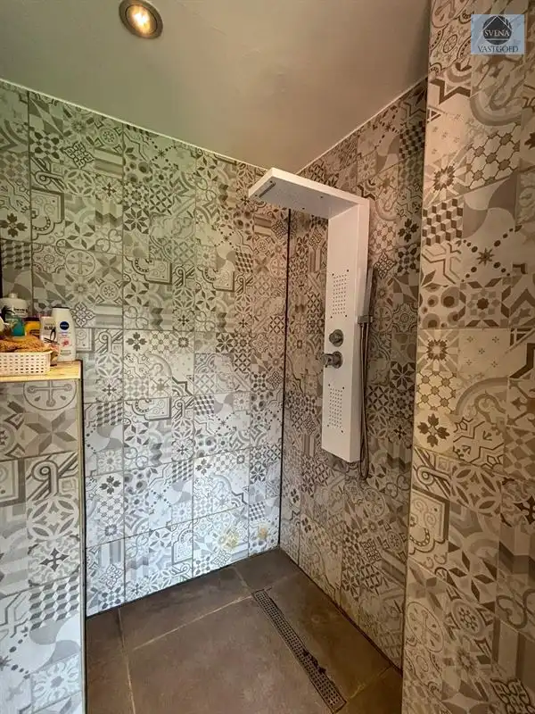 VERNIEUWDE WONING MET 4 SLAAPKAMERS EN TUIN foto 10