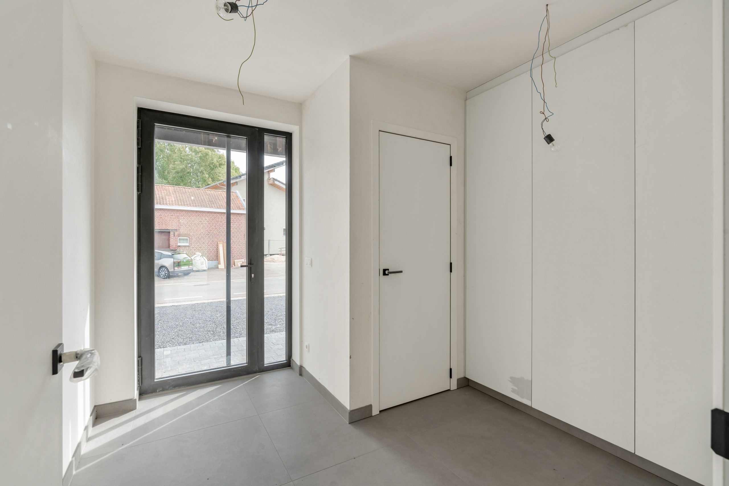 Knappe nieuwbouwwoning met 3 slaapkamers op perceel van 5a 37ca! foto 8