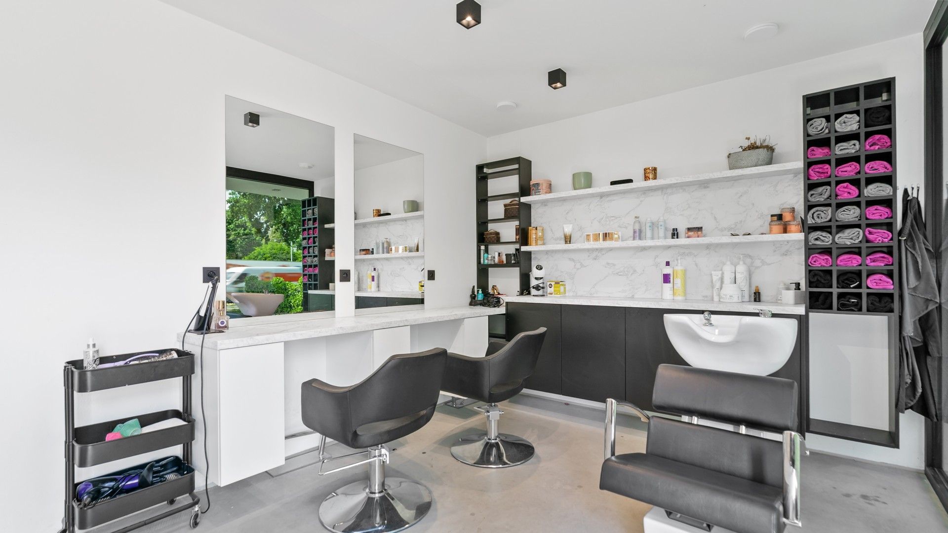 Luxueuze nieuwbouwwoning met handelsruimte/bureel te Genk foto 4