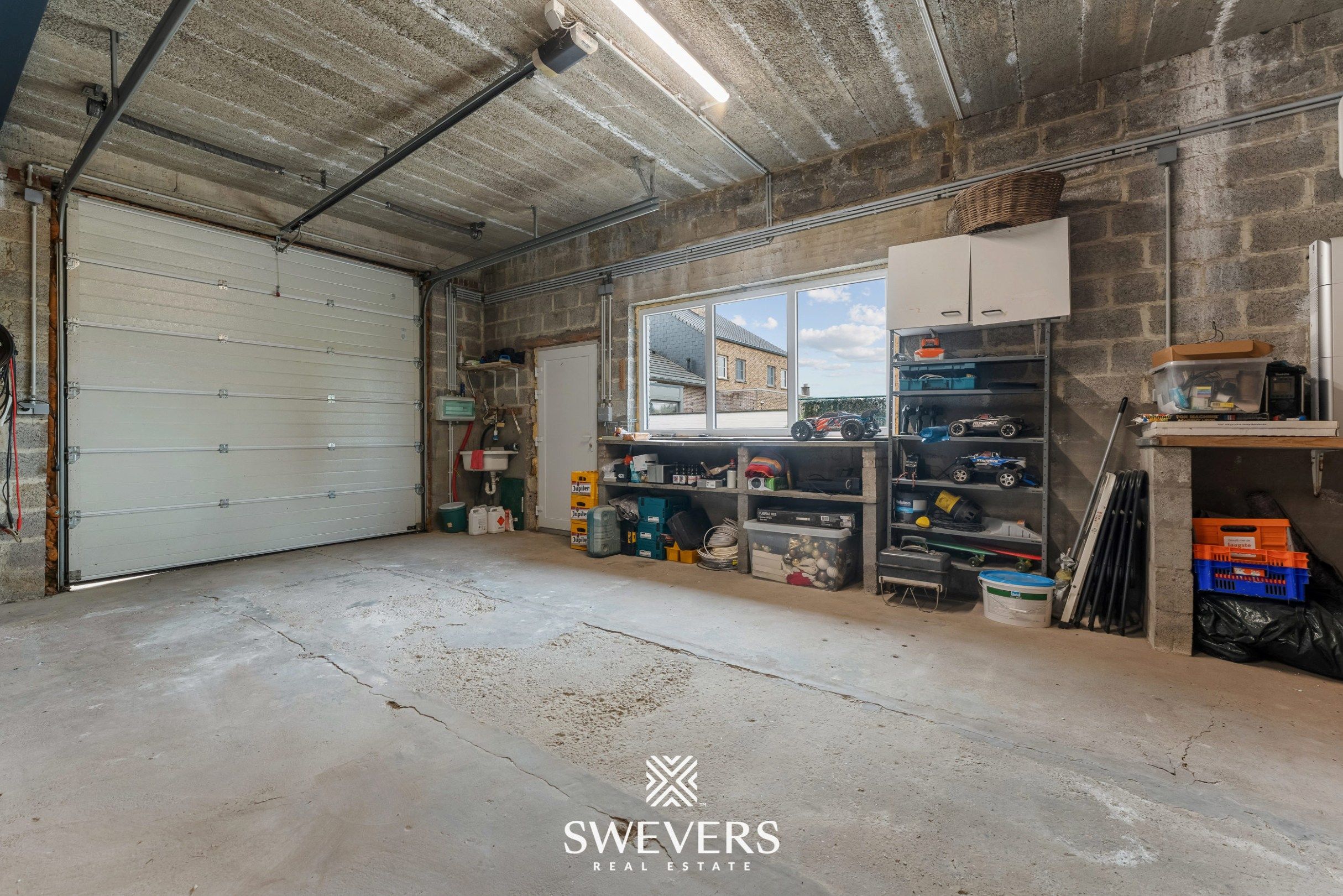 Volledig vernieuwd pareltje met terras, balkon & loods in Riemst foto 19